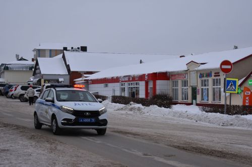 Балтачта Кыш бабай шоферларны да сөендерә