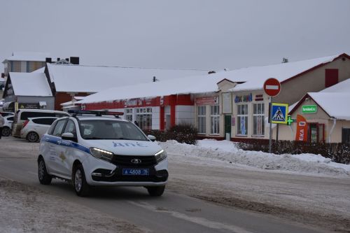 Балтачта Кыш бабай шоферларны да сөендерә