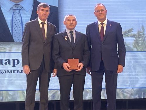 Тирең тамган җирдә генә бәхетле була тормыш