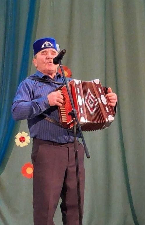 Зөлкәфир Зиятдинов «Уйнагыз, гармуннар!» фестиваль-конкурсында җиңү яулады