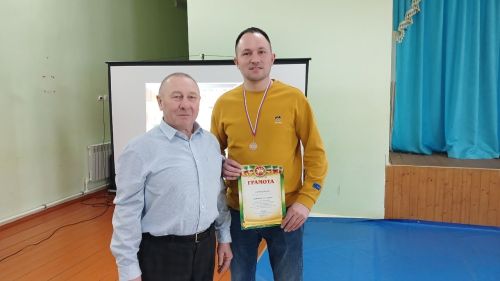 Балтачта хәрби ветераннар ярышты