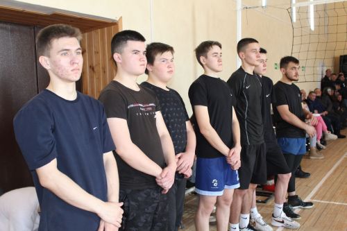 Дамир батыр истәлегенә волейбол ярышлары узды