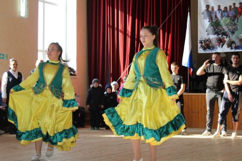 Дамир батыр истәлегенә волейбол ярышлары узды