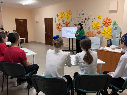 «Факел» яшьләр клубында «Мин татарча сөйләшәм — 2» уенының икенче зона этабы узды