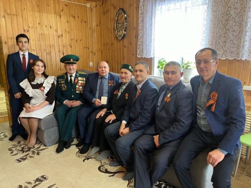 Маңгай тире түккән буынга медаль бирәләр