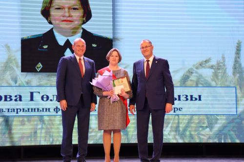 Районыбызда бик зур чара — алдынгылар слеты булып узды