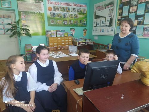 Арбор авылы балалары китапханә белән гел тыгыз элемтәдә