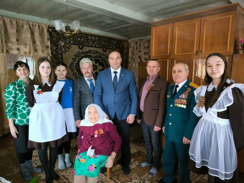 Ачы газапларга түзеп яшәгән