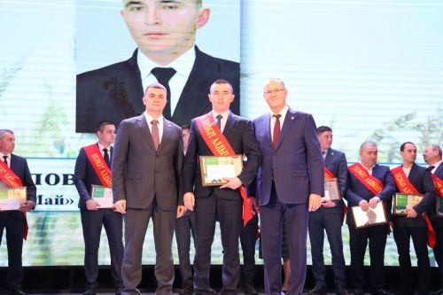 Районыбызда бик зур чара — алдынгылар слеты булып узды