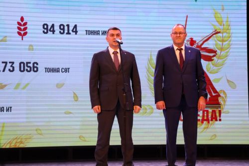 Районыбызда бик зур чара — алдынгылар слеты булып узды