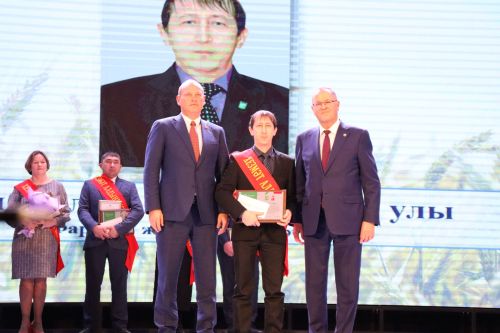 Районыбызда бик зур чара — алдынгылар слеты булып узды