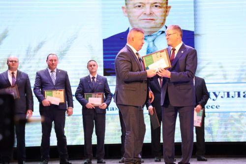 Районыбызда бик зур чара — алдынгылар слеты булып узды