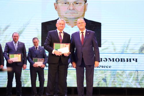 Районыбызда бик зур чара — алдынгылар слеты булып узды