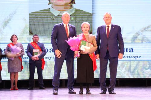 Районыбызда бик зур чара — алдынгылар слеты булып узды