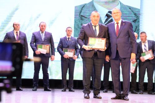 Районыбызда бик зур чара — алдынгылар слеты булып узды
