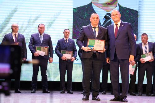 Районыбызда бик зур чара — алдынгылар слеты булып узды