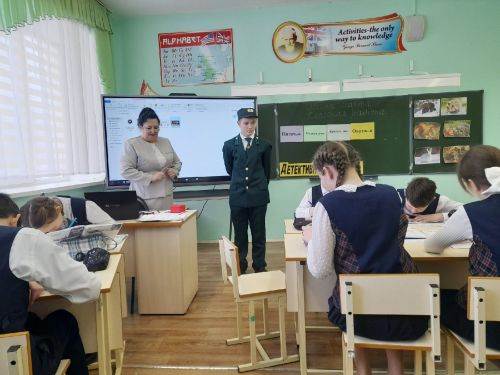 Кече Лызи урта мәктәбендә  район практик семинар узды