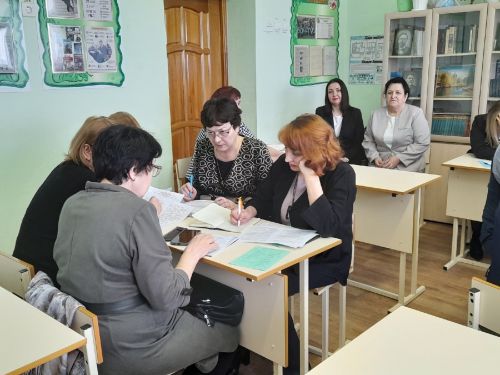 Кече Лызи урта мәктәбендә  район практик семинар узды