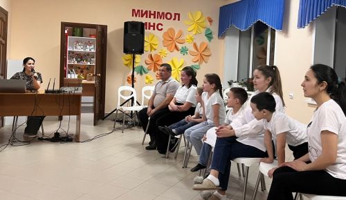 Карадуган балалары әти-әниләре белән «Гаиләле аҗаган»да катнашты