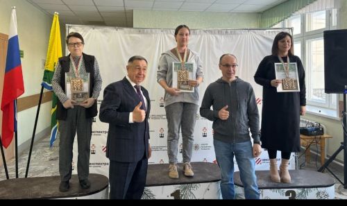 Балтачлылар Н. Миңнеханов истәлегенә узган районара тиз шахмат буенча турнирда катнашты