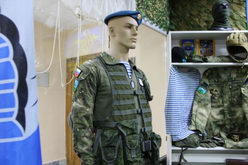 Балтач гимназиясендә Безнең геройларга багышланган музей-почмак оештырылган