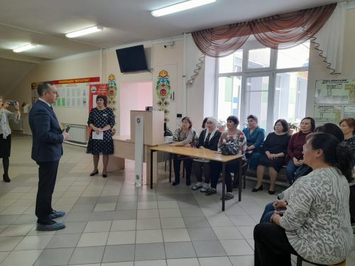 Балтачта әти-әниләр бердәм дәүләт имтиханы тапшырды