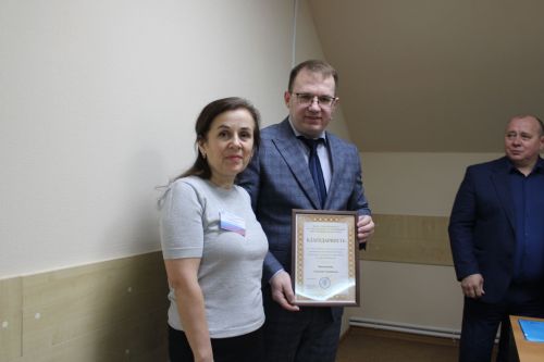 Кушсалар да, алсалар да, аякта нык калалар
