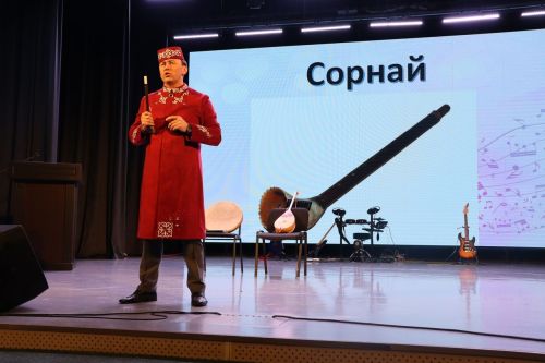 Район мәдәният үзәгендә үзенчәлекле очрашу узды