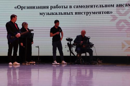Район мәдәният үзәгендә үзенчәлекле очрашу узды