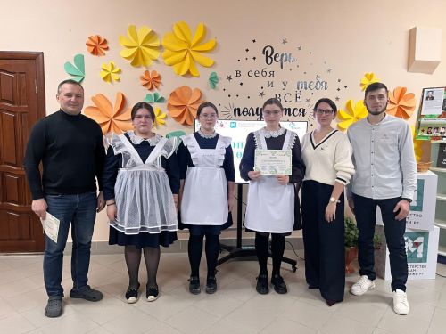 «Мин татарча сөйләшәм» интеллектуаль уенының зона этабында кем җиңүче?