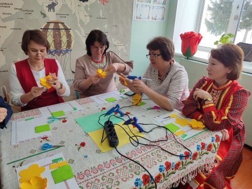 В Ципьинской школе прошел этнофестиваль «Радуга национальных культур»