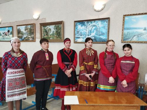 В Ципьинской школе прошел этнофестиваль «Радуга национальных культур»