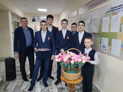 Бәйрәм рухын сизә күңелләр