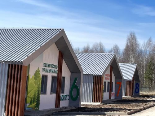 Балтачта барган төзелешләр белән республиканың төп инвестицион-төзелеш идарәсе җитәкчесе танышты