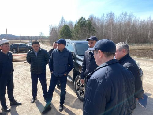 Балтачта барган төзелешләр белән республиканың төп инвестицион-төзелеш идарәсе җитәкчесе танышты