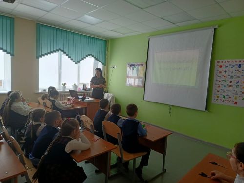 «Факел»лылар Нөнәгәр мәктәбендә кунакта
