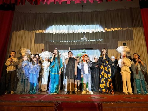 «Сәяр» театр фестиваленең район этабы җиңүчеләрен бүләкләделәр