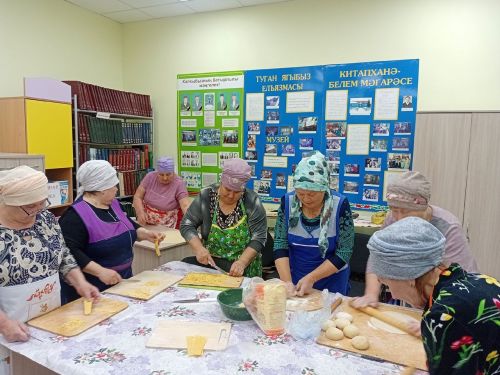 Борнаклылар махсус хәрби операциядәге егетләргә токмач кистеләр