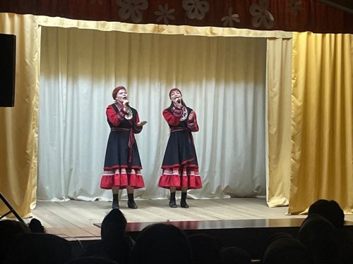 Сизнер халкы бик рәхмәтле. Кемнәргә?