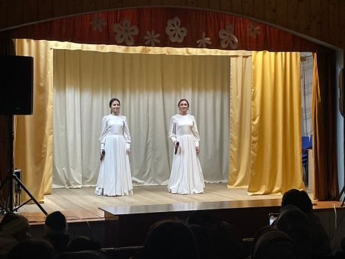 Сизнер халкы бик рәхмәтле. Кемнәргә?