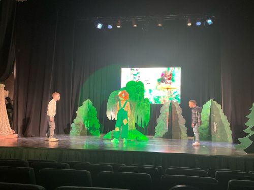 Балтачның яшь артистлары Әтнә татар дәүләт драма театрында чыгыш ясады