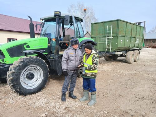 «Кама» механизаторлары тракторларын тиешенчә әзерләгәнме?