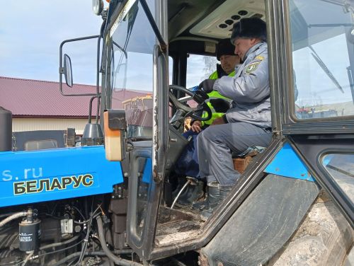«Кама» механизаторлары тракторларын тиешенчә әзерләгәнме?