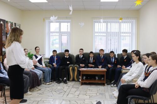 Балтач мәктәбе укучылары «Солдат пилоткасы» ясады