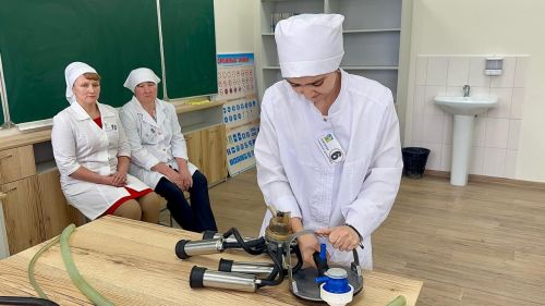 Балтачта иң яхшы сыер савучы һәм ясалма орлыкландыру технологын ачыклыйлар