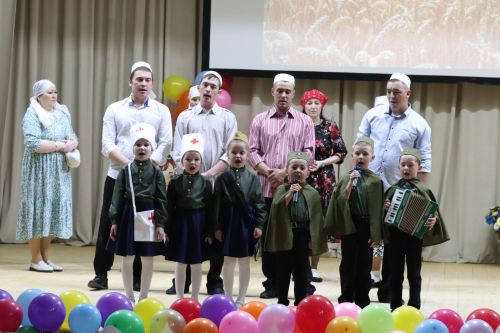Бөрбаш балалар бакчасы концерты елатты да, елмайтты да (+ бик күп фото)
