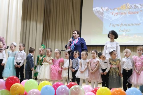 Бөрбаш балалар бакчасы концерты елатты да, елмайтты да (+ бик күп фото)