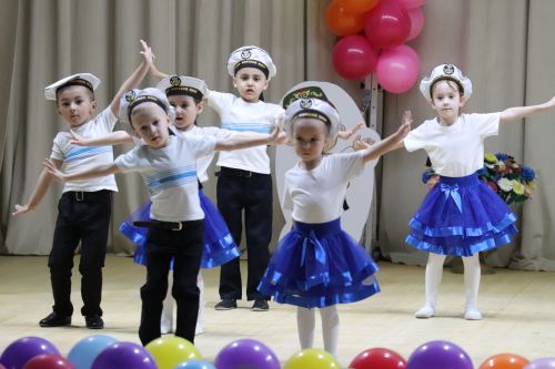 Бөрбаш балалар бакчасы концерты елатты да, елмайтты да (+ бик күп фото)