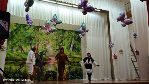 Нөнәгәрдә балаларның иҗат концерты узды