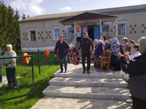 Сизнер гуртысь Быдӟым Атыкай оже 100-лэсь трос мурт пыриськем